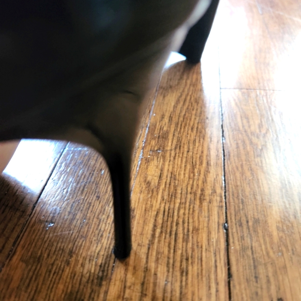 Black Patent Leather Knee-High Boots - Picture 13 of 14